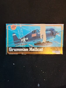 1/72 MPC WWII US Navy Grumman Hellcat Fighter Plastic Model Kit 14004 NIB - Picture 1 of 2