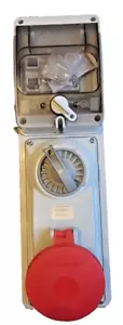Lewden 660246 32A 3P+N+E 380-415V 50Hz 6h Interlocked Switched 40A 4Pole Type A - Picture 1 of 3