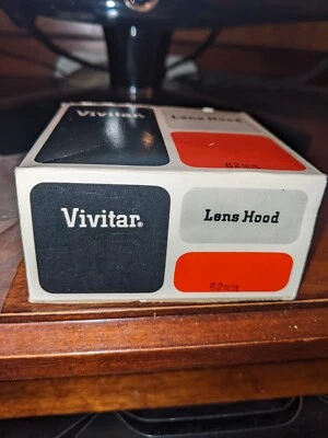 82mm  LENS SHADE  LENS HOOD NEW SCREW in TYPE MADE by VIVITAR in JAPAN  - Image 1 of 4