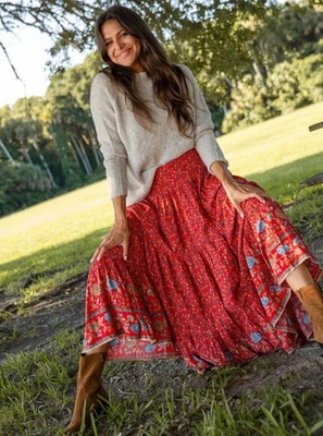 Saia/vestido maxi conversível Natural Life Hanna vermelho Ditzy estampa floral pequeno  - Imagem 1 de 4