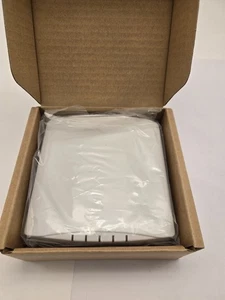 Ruckus R320 Indoor Wireless Access Point (AMZ-R320-US2U) - Picture 1 of 9