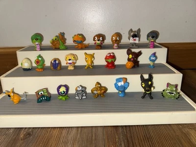 Смешанный лот из 23 маленьких грубых игрушек. Uggly, Zuru Smashers, Beast Lab, Flush Force - Изображение 1 из 4