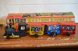 Two 1950's vintage wind up train Western Express in original boxes made Japan - Picture 1 of 24