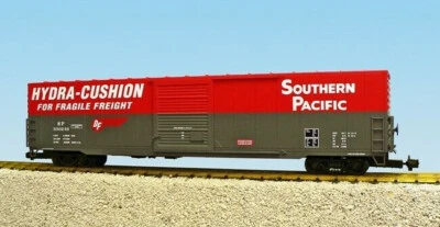 USA Trains G Scale 60 Ft Single Door Box Car R19402A Southern Pacific, Red/Gray - Image 1 of 2
