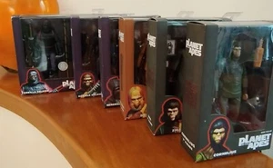 2014 NECA Planet Apes Zira Zaius Cornelius Ursus Gorilla Soldier 7' MOC FREE S/H - Picture 1 of 20