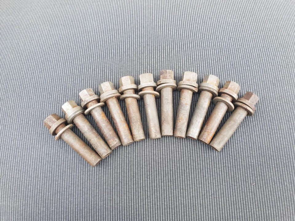 PERNOS DE CABEZA SUZUKI, MANGUITOS DE TUERCAS CABEZA DE 14 MM Foto 1 de 1