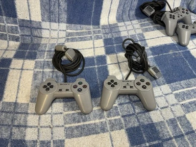 Official Sony PS1 Controller SCPH-1080 Grey Wired PlayStation 1 Control Pad X2 - Image 1 of 4