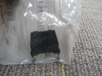 New Schmersal EF220.1 Contact Block 101023927