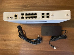 Sophos XGS 136 Security Appliance Firewall - Bild 1 von 8