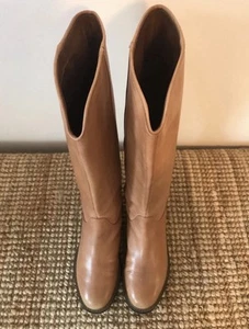 Long tan leather boots excellent condition preloved wittner Femya style - Picture 1 of 5