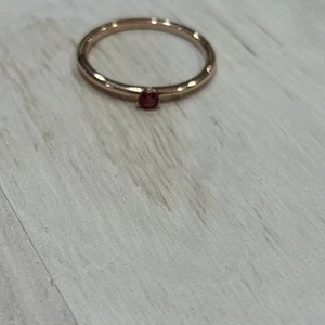 Pandora Rose Gold-Plated Red Solitaire Ring 189259C01-54 - Ring Size 7 - Picture 1 of 5