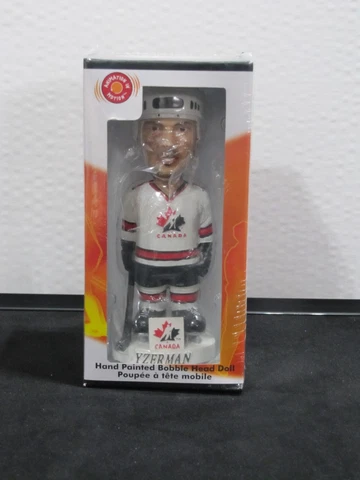 NHL 2002 OLYMPICS TEAM CANADA STEVE YZERMAN BOBBLE HEAD NIB Cover