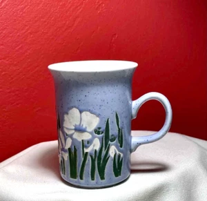 Vintage Churchill Mug Speckled Blue White Flowers Green Foliage England - Picture 1 of 7