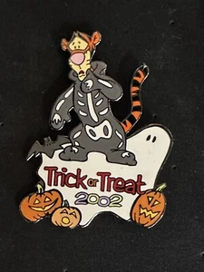 Disney Auctions Tigger Trick Or Treat 2002 Pin LE 100 Halloween  - Picture 1 of 2