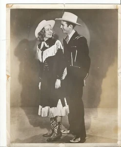 Vintage Signed Photo Audrey Williams Mrs Hank Williams JSA - Picture 1 of 2