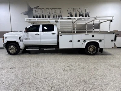 2020 Chevrolet Duramax RWD Utility/ Service Bed  - Image 1 of 4