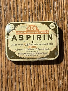 American Druggists Syndicate aspirin tin  New York, N. Y. - Picture 1 of 17