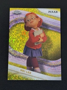 2025 Topps Chrome Disney - Mei Lee - #164 - Yellow Mini Diamonds - Bild 1 von 2