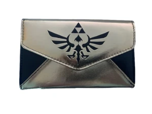 Zelda Shiny Gold and Black Bifold Travel Wallet For Girls and Women - Picture 1 of 2
