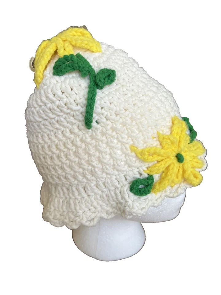 Gorro gorro vintage hecho a mano de ganchillo blanco y amarillo floral para niños niñas Foto 1 de 4
