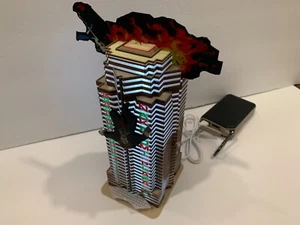 Hans Gruber Nakatomi Plaza Die Hard Light Up Advent Calendar windup music box - Picture 1 of 8