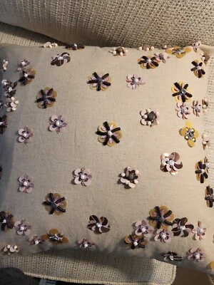 Funda de almohada Kate Spade con cuentas rosa púrpura algodón lino  Foto 1 de 4