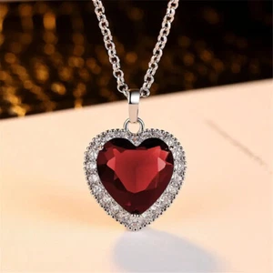 Heart-Shaped Pendant Necklace - Red - Picture 1 of 3