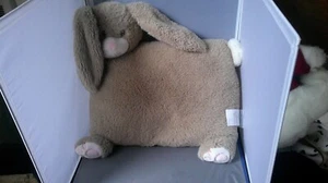 Little Miracles ~ Almohada Lovey de Peluche de Conejo Taupe ~ Juguete de Peluche Conejo 18" - Imagen 1 de 5