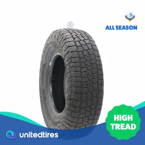 Used 245/75R16 Cooper Discoverer Road+Trail AT 111T - 12.5/32 - Picture 1 of 4