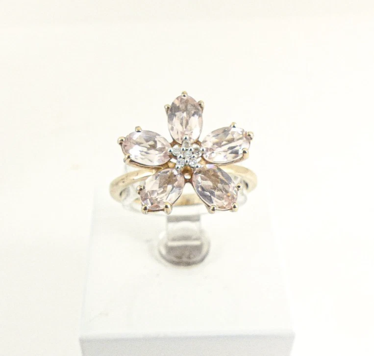 9ct Gold Morganite & Diamond Ring Cluster  Hallmarked Size N 1/2 with Gift Box - Image 1 of 4