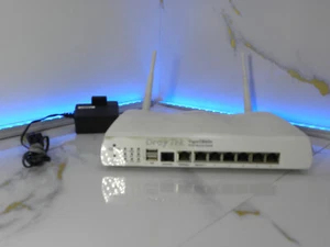 DrayTek Vigor2860n vDSL2 Wireless & Security Firewall with UK PSU UK SELLER #121 - Zdjęcie 1 z 5