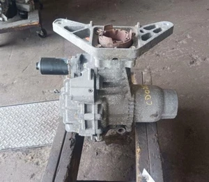 14-17 Jeep Cherokee Rear Differential Carrier Assy 2 Speed Transfer Case Used - Picture 1 of 2