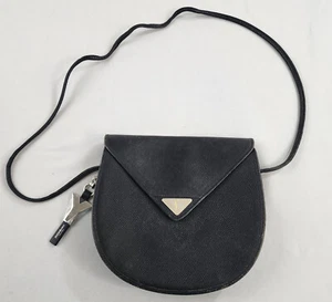 Bolso de Hombro Yves Saint Laurent Cuero Negro Usado Auténtico Llavero Dije - Imagen 1 de 20