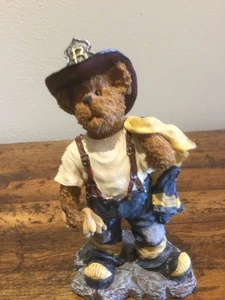 Boyds Bears Bearstone “Russ Q. McBearsley…Unsung Hero” Firefighter - NIB - Picture 1 of 8