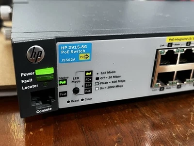 Conmutador PoE Ethernet de 8 puertos HP J9562A 2915-8G PoE con adaptador de corriente Foto 1 de 4