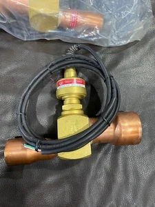 SPORLAN ELECTRIC EXPANSION VALVE SE MODELSEH-175 ITEM NO-952704 - Picture 1 of 4