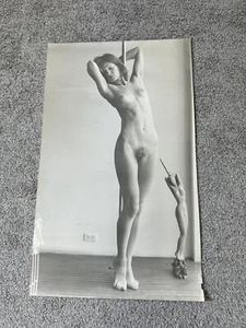 50er Jahre Vintage weiblicher Akt Mid Century Skulptur matt Fotokunst 26x15 cm - Bild 1 von 3