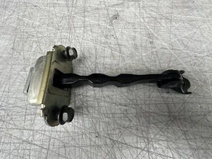03-07 INFINITI G35 COUPE DOOR HINGE STOPPER DETENT STRAP CHECKER LEFT SIDE OEM - Picture 1 of 5