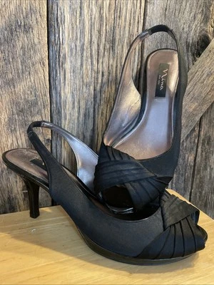 Sandalias de noche para mujer Nina 8,5 M negras satinadas con cordones tacones ajustados punta abierta Foto 1 de 4