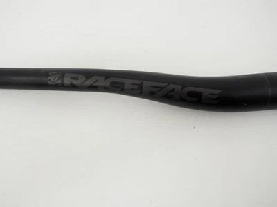 Manillar de bicicleta de montaña Raceface Turbine R abrazadera de 780 mm x 35 mm Foto 1 de 4