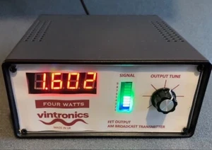 Émetteur de diffusion AM à ondes moyennes 4 watts - Photo 1/5