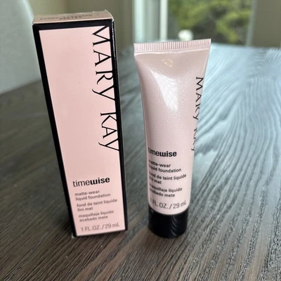 Mary Kay Timewise Matte Wear Liquid Foundation Ivory 1 Discontinued 038750 New - Image 1 of 3