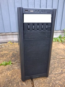 Antec Three Hundred  ATX Full Tower Case empty - Picture 1 of 7