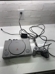 Sony PlayStation 1 SCPH-5501 Console Game System PS1 Orig Controller - Picture 1 of 4