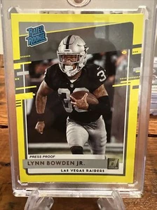 2020 Donruss Rated Rookie Lynn Bowden Jr Yellow Press Proof RC - Bild 1 von 2