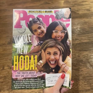 PEOPLE MAGAZINE - JUNE 9, 2025 - EXCLUSIVE! WHOLE NEW HODA - Picture 1 of 1
