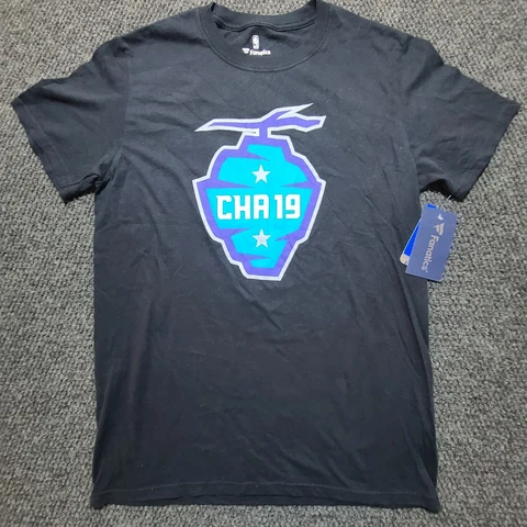 NEW FANATICS NBA CHARLOTTE HORNETS #3 D WADE THE BUZZ SS BLACK GRAPHIC T-SHIRT M Cover
