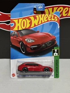 Hot Wheels HW Green Speed 2/10 Porsche Panamera Turbo S E-Hybrid Sport 38/250 - Picture 1 of 6