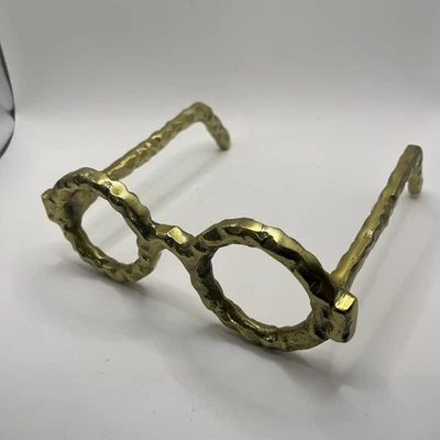 Marco de gafas de metal dorado vintage para estante Funky Home Decode 8x7x3" Texturizado Foto 1 de 4