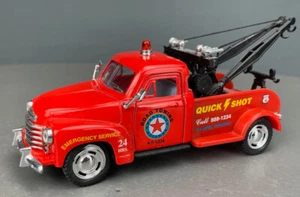 1/38 KINSMART Diecast 1953 Chevy 3100 Texaco Tow Truck D0144 LZ - Picture 1 of 7